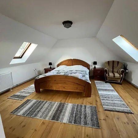 Bergfrieden Vendeghaz-matraalmas * Szuha